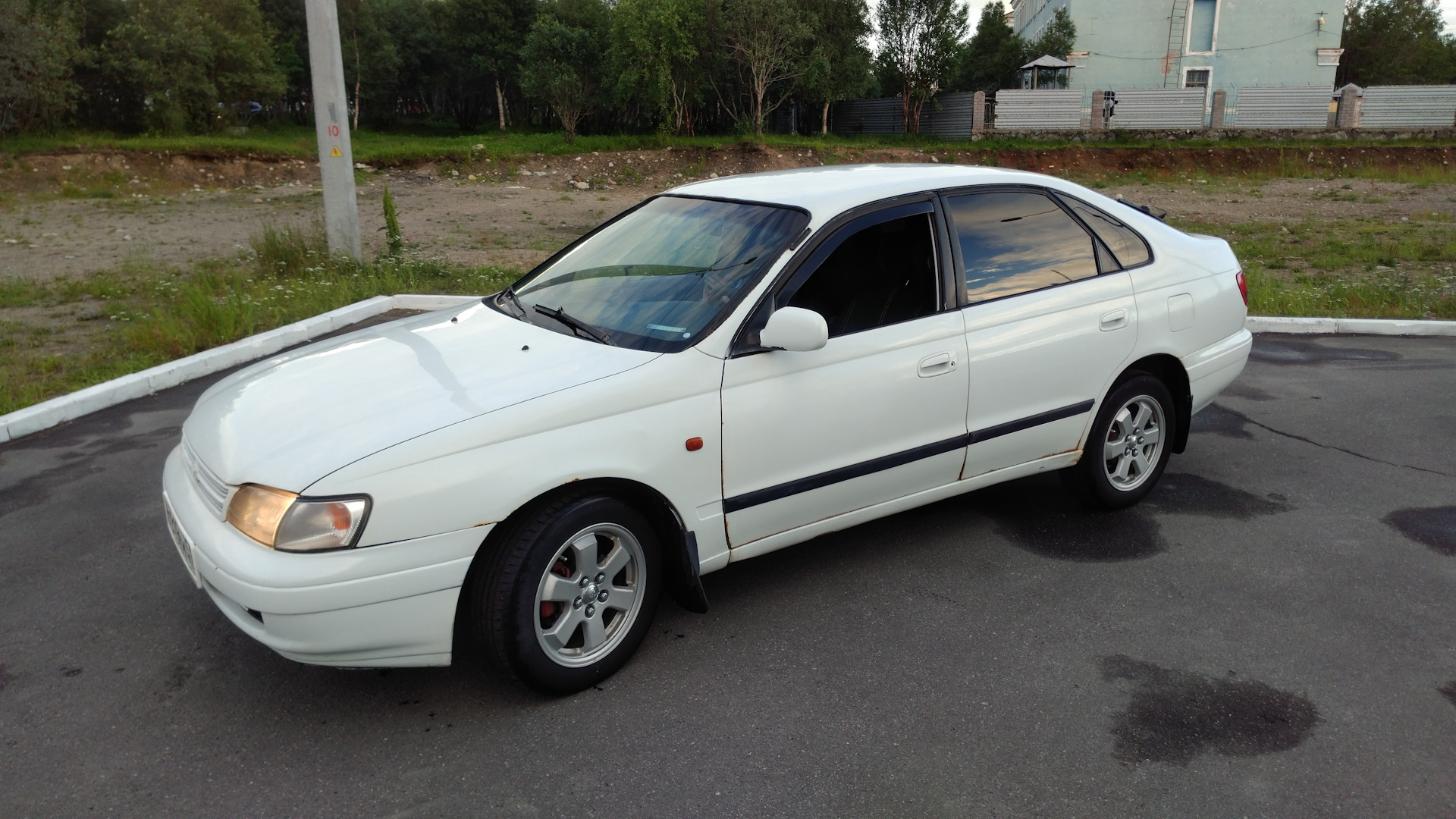 Toyota Carina пикап