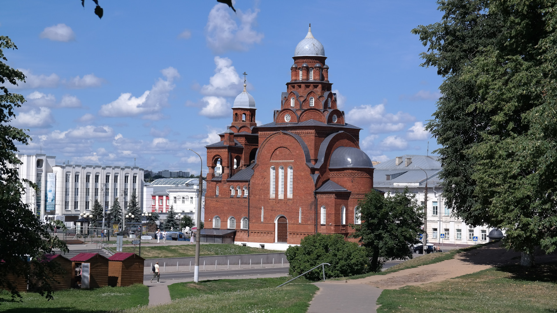 Владимирское нижегородская. Свияжское озеро Казань. Остров Свияжск в Казани. Остров град Свияжск Казань. История Свияжска в Казани.