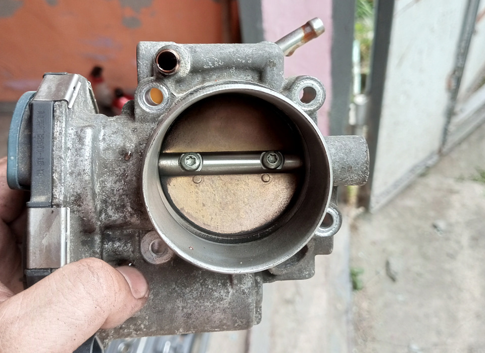 Одна сторона(тут нормально) — Chevrolet Cruze (1G)