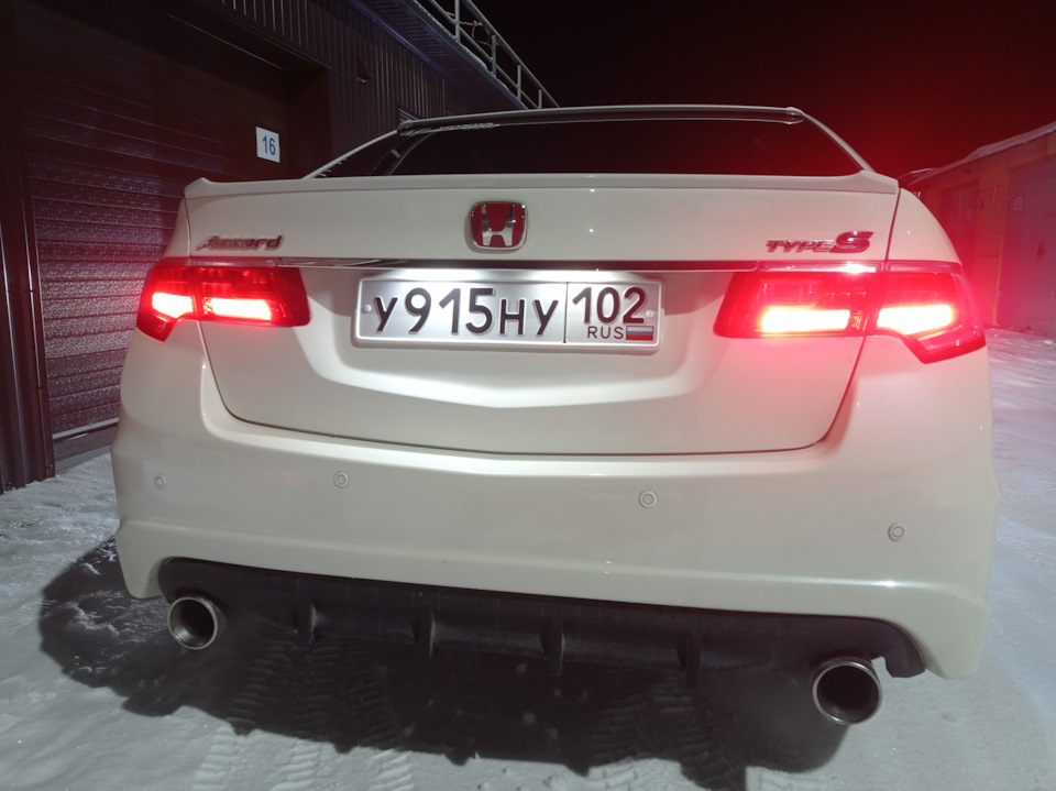 10. — Honda Accord (8G)