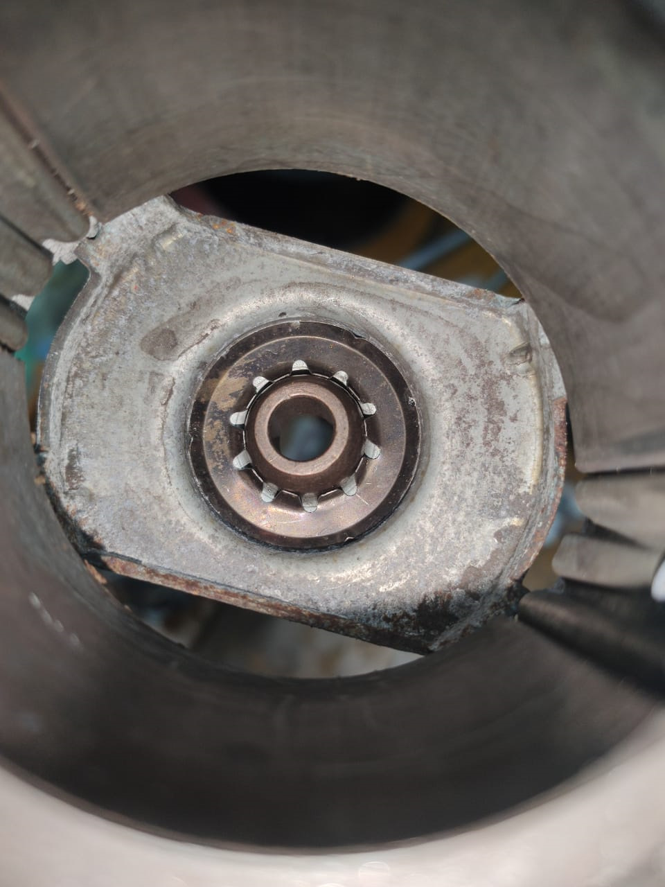 Полнейший ремонт моторчика печки: втулки, щетки, коллектор. — Opel ...