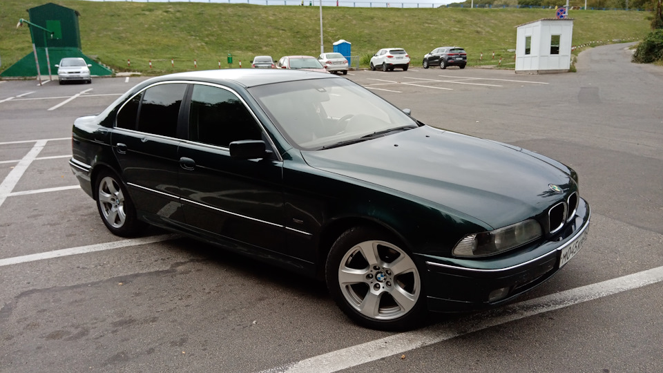 BMW 5 series Зеленый 2.5 АКПП