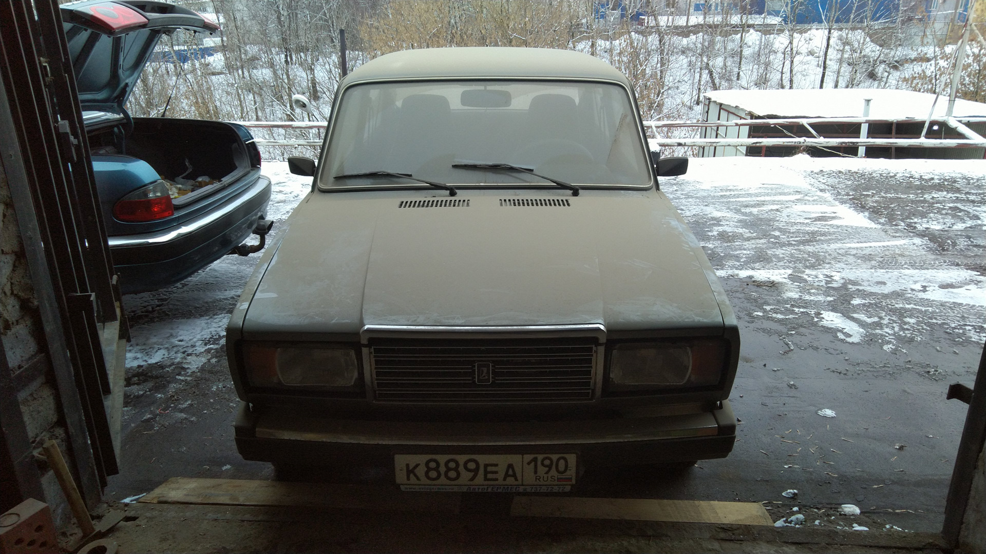 Lada 2107 1.7 бензиновый 2010 | Серая шейка. на DRIVE2