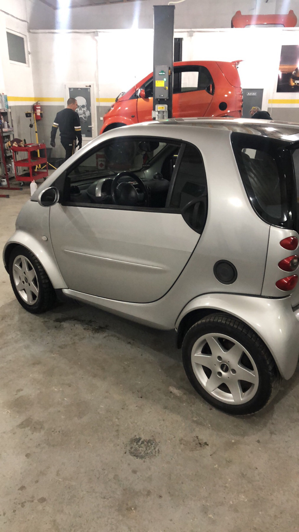 Стекло ушло на перекос. — Smart fortwo (1G), 0,7 л, 2004 года | визит на  сервис | DRIVE2