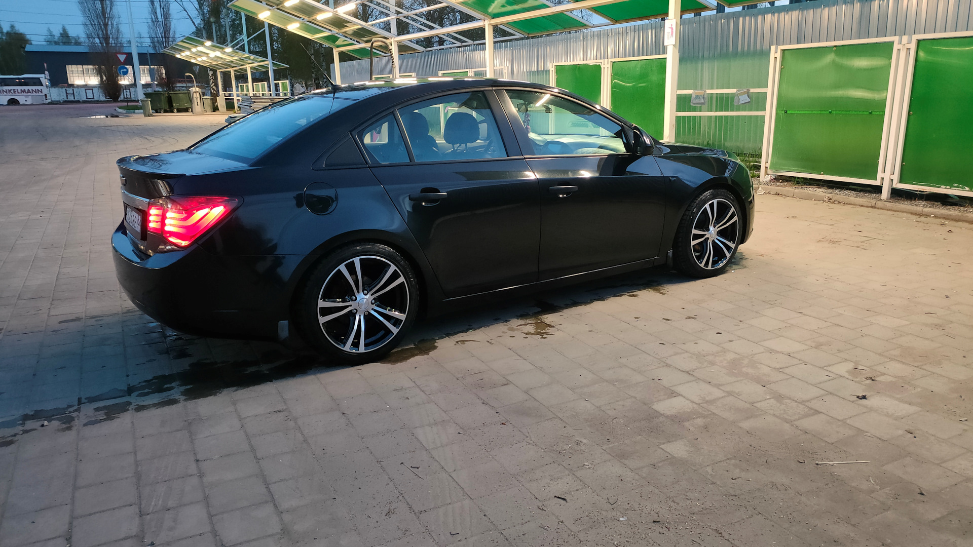 Chevrolet Cruze (1G) 1.6 бензиновый 2012 | BATMOBILE на DRIVE2