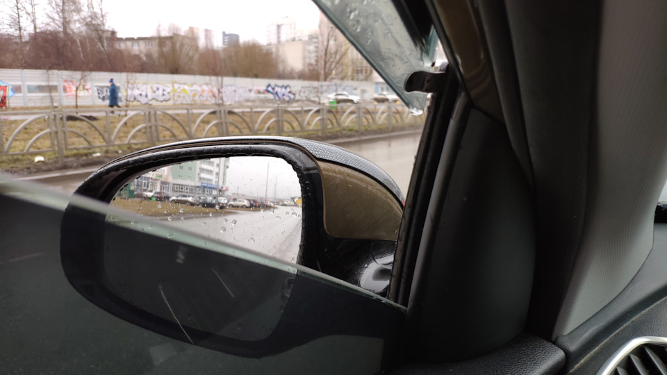 <i — KIA Sportage (4G)