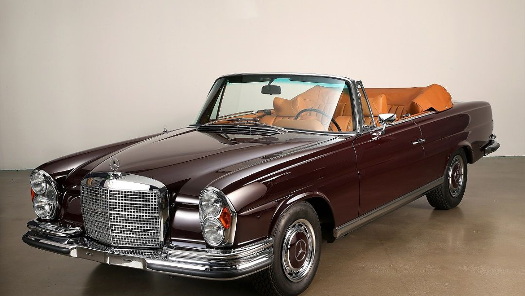 Mercedes Benz w111 Cabrio 280se