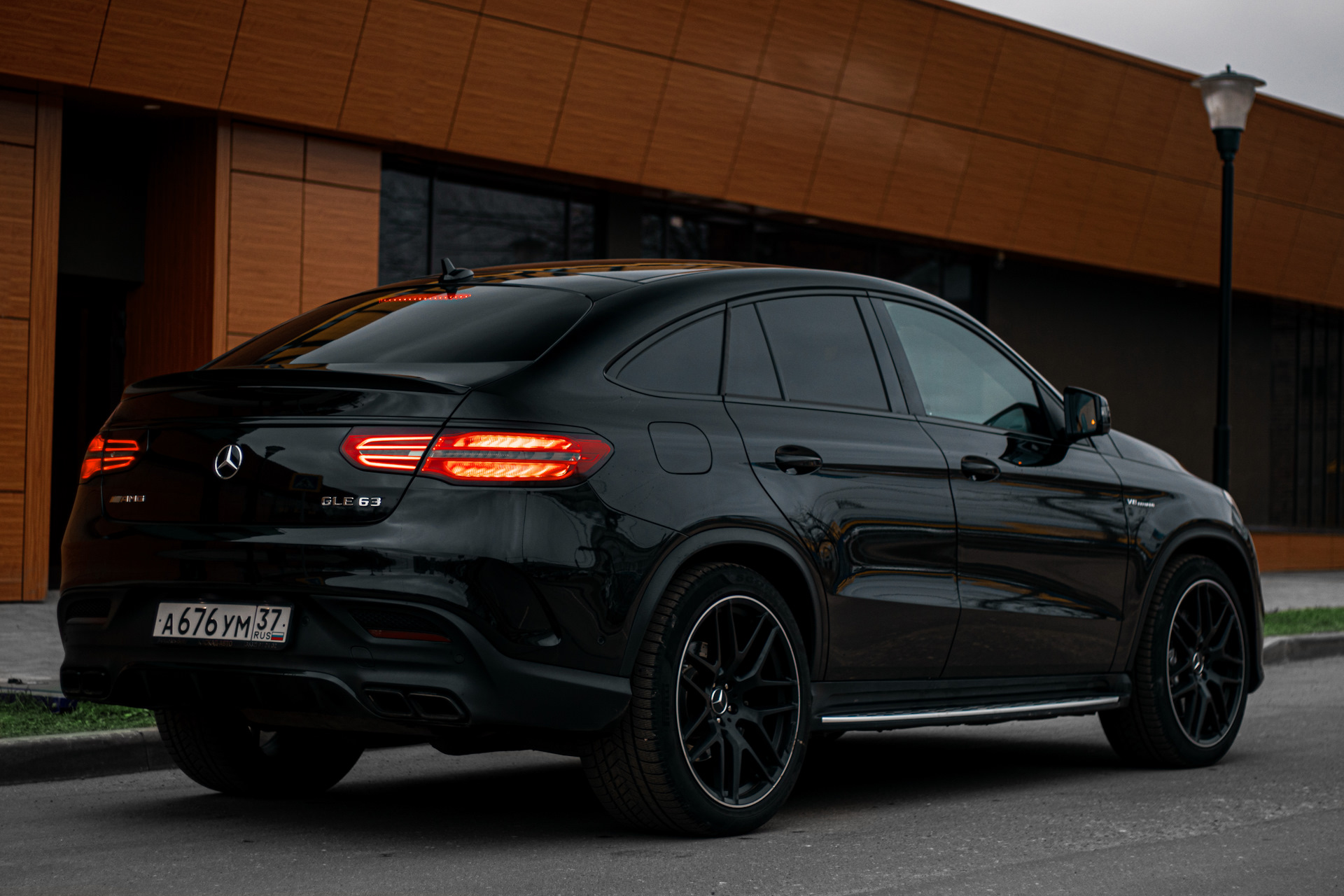 Фото gle coupe 63 amg