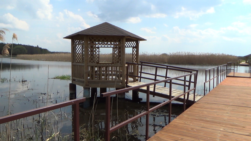 Беседка на берегу (большая)