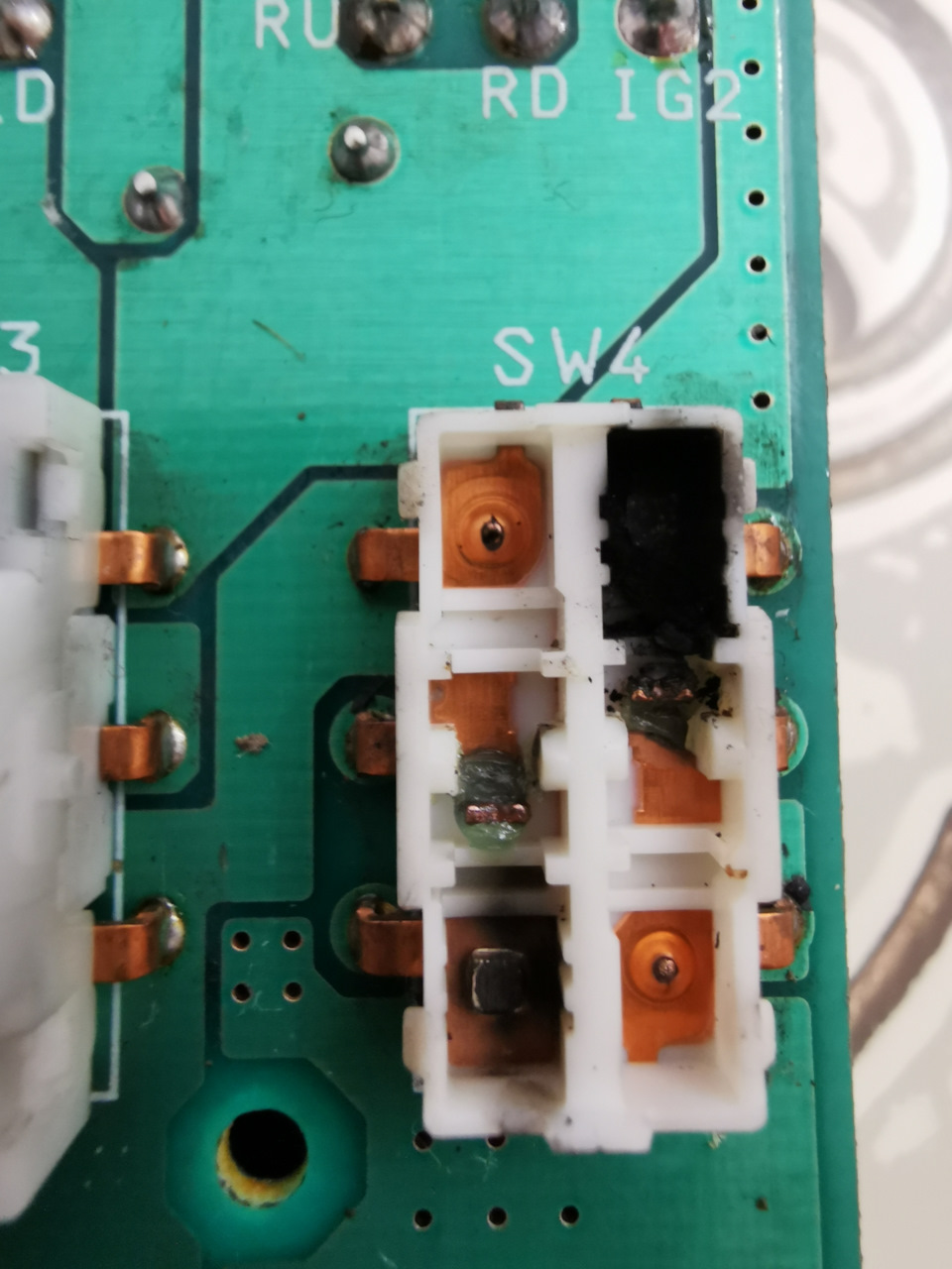 Блок управления стеклоподъемниками рио 2013. Блок управления эсп датсун. Блок стеклоподъемника двери передней. Кнопка стеклоподъемника шевроле лачетти артикул. Блок стеклоподъемника двери передней.