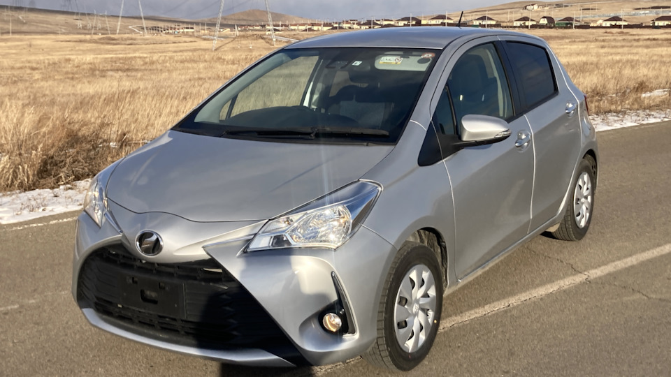 Toyota vitz 2018