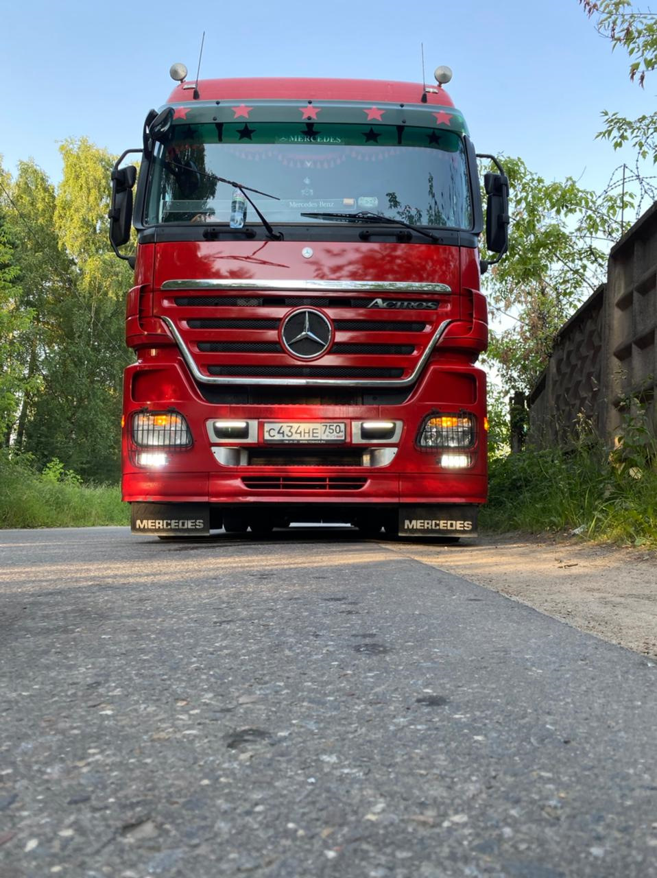 Давай знакомиться? — Mercedes Actros, 0,5 л, 2007 года | встреча | DRIVE2