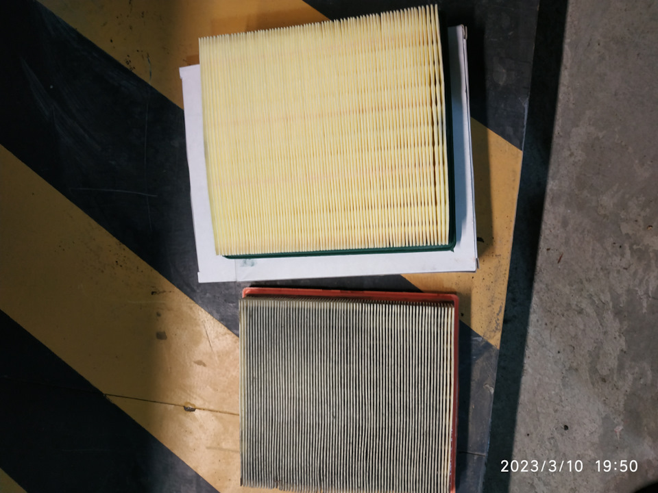 Big filter вроде бы. Купил 6 штук по 200 рублей, когда цены рванули вверх. Старый фильтр выглядит аккуратнее. — Volkswagen Polo Sedan