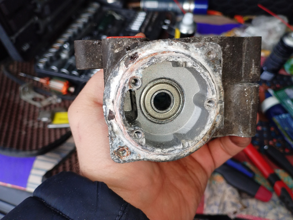 Моторчик раздаточной коробки (сервопривод раздатки) — KIA Mohave (HM ...