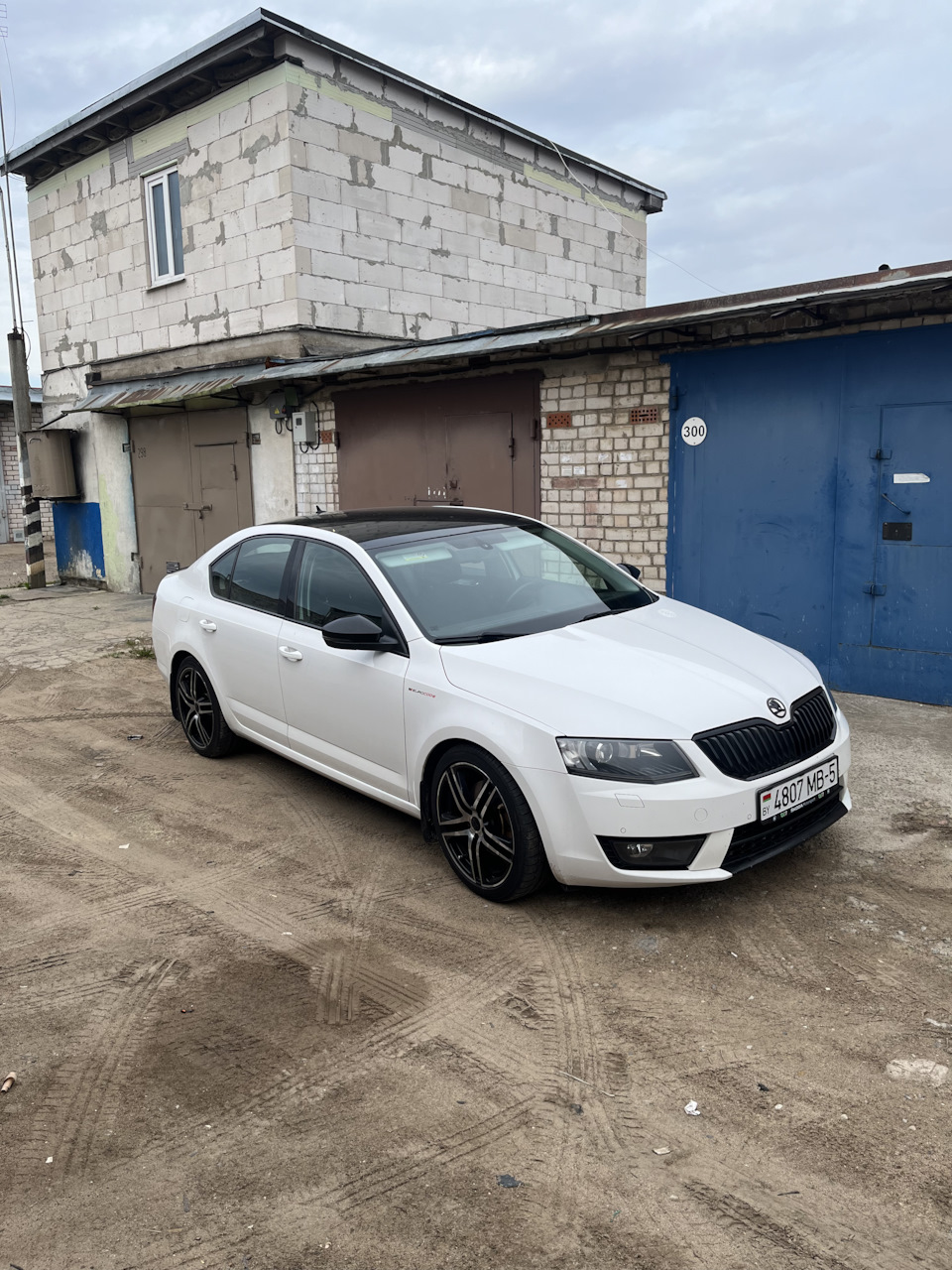 Шумка передних дверей — Skoda Octavia A7 Mk3, 1,8 л, 2013 года | автозвук |  DRIVE2