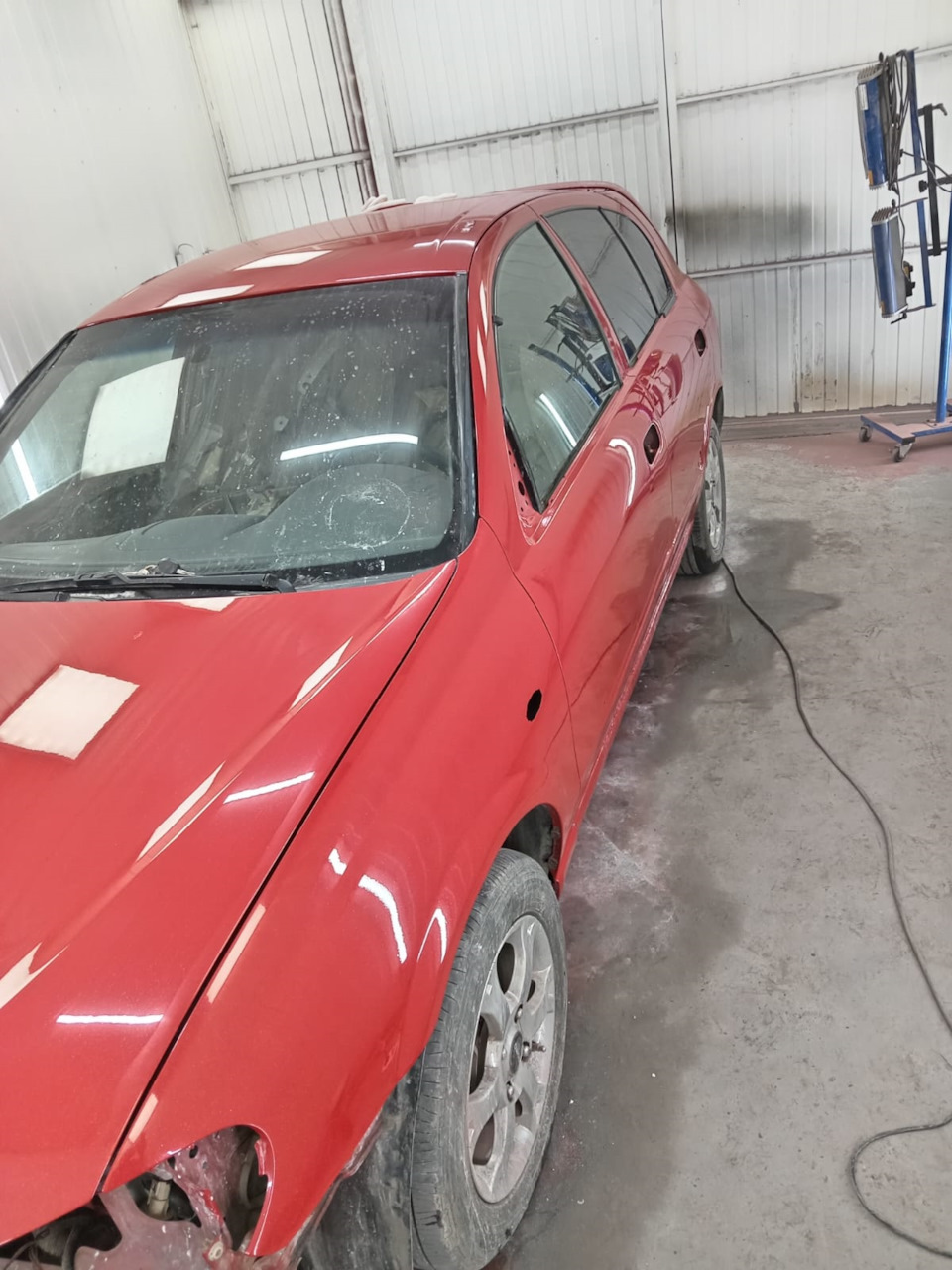 Полная покраска авто, ремонт порогов — Nissan Almera II (N16), 1,5 л, 2001  года | кузовной ремонт | DRIVE2