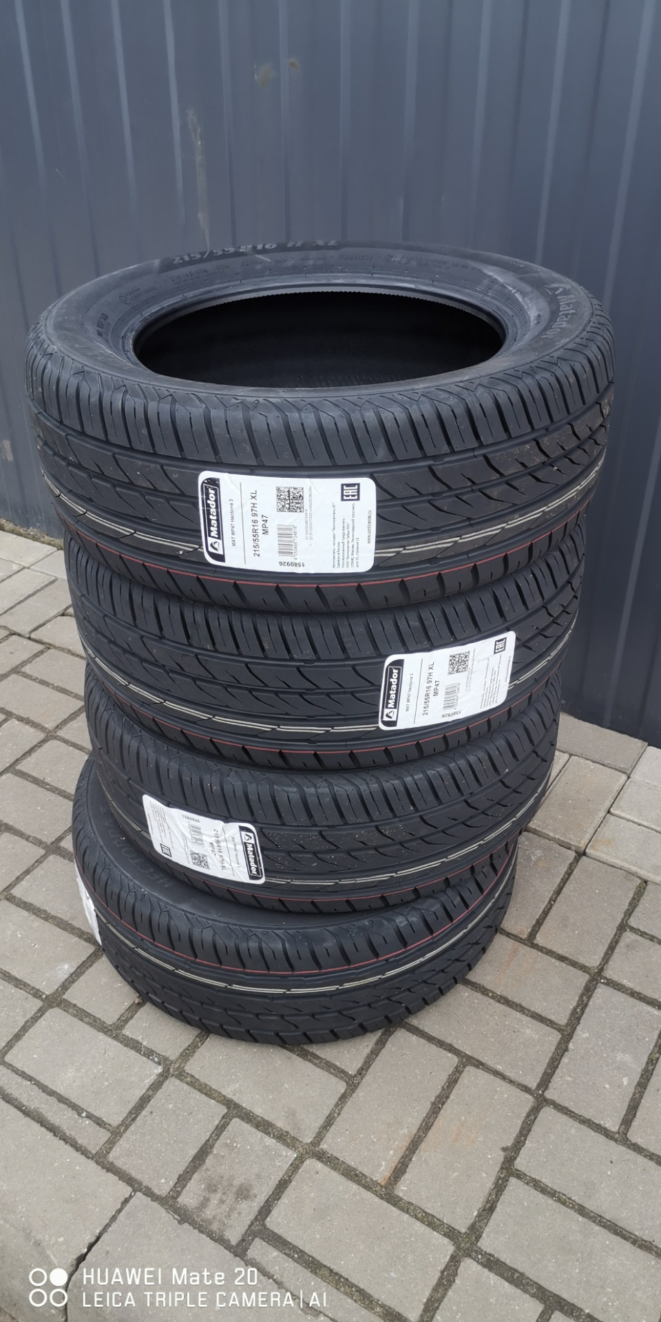 Летняя резина 215/55 R16 — Volkswagen Passat B6, 1,4 л, 2010 года ...