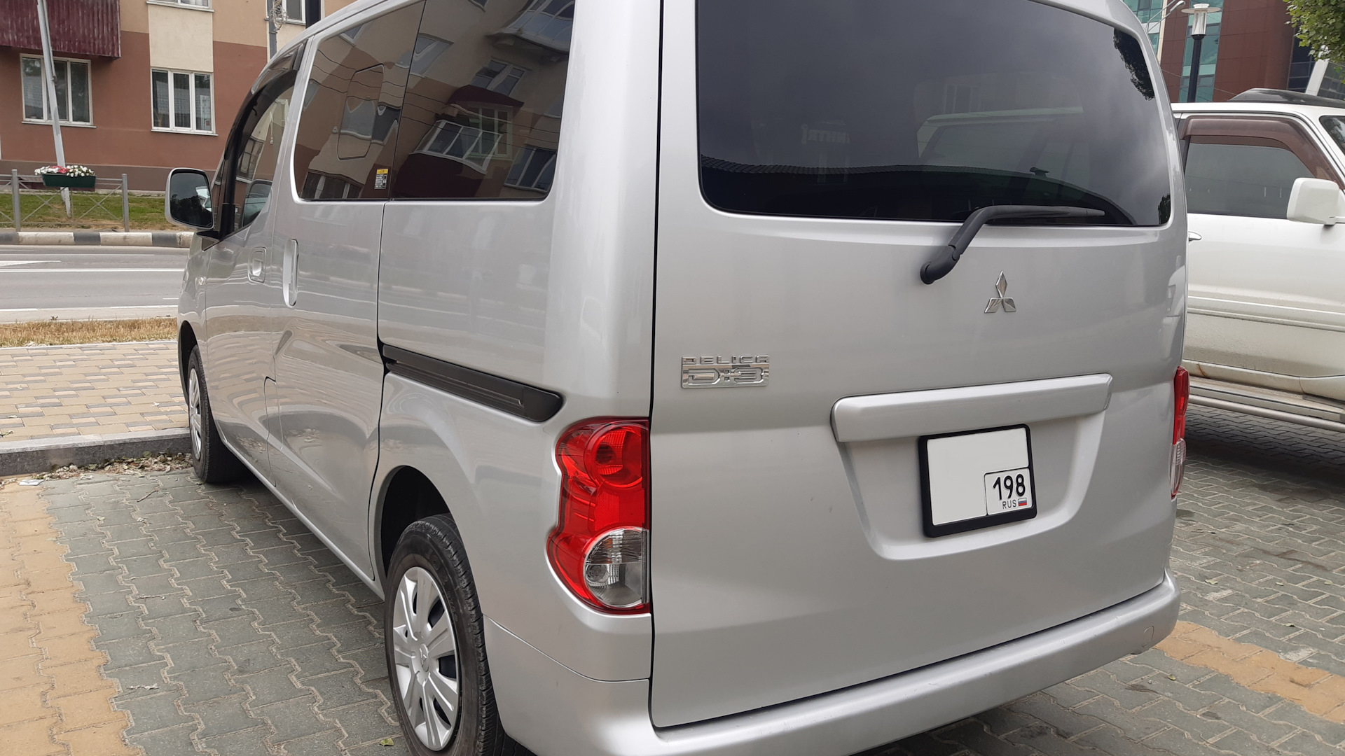 Mitsubishi Delica D:3 1.6 бензиновый 2015 | редкий зверёк на DRIVE2