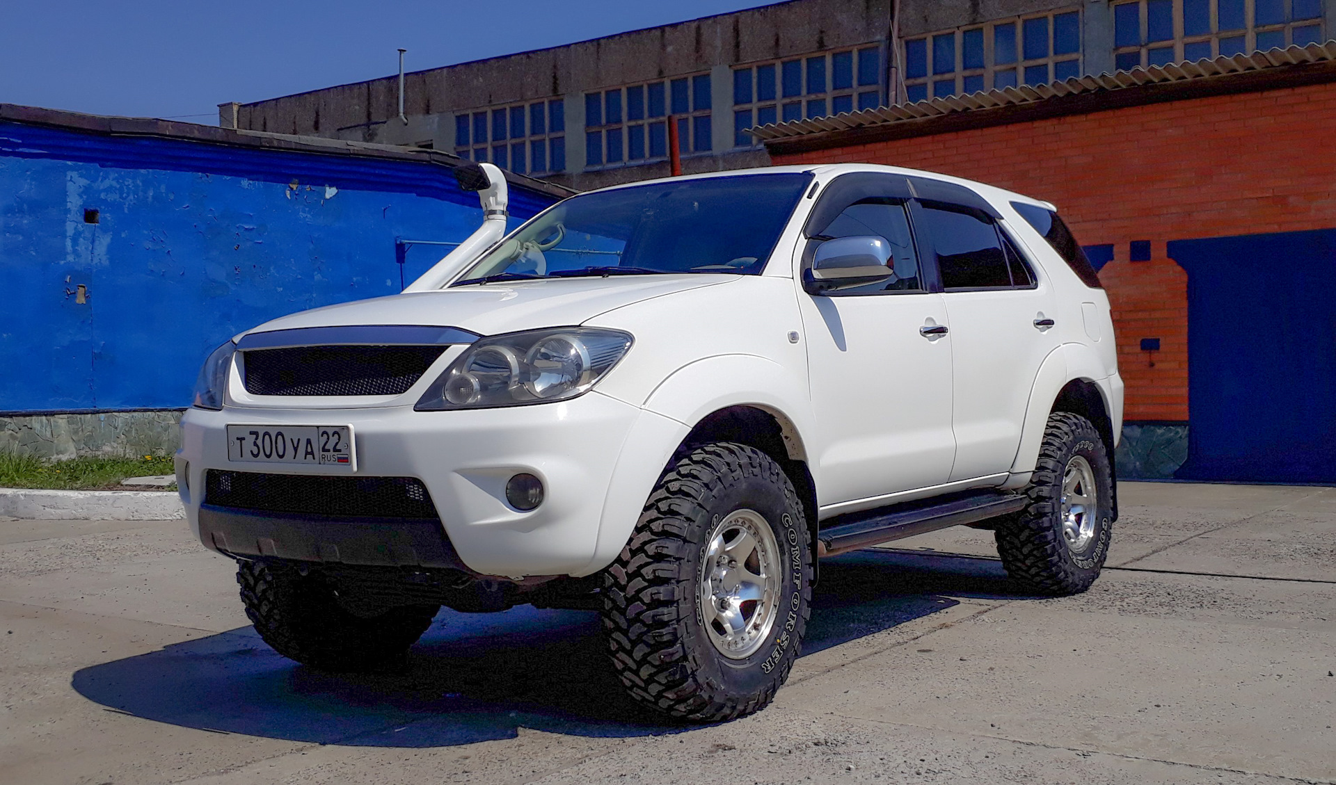 Fortuner шины. Тойота lt.