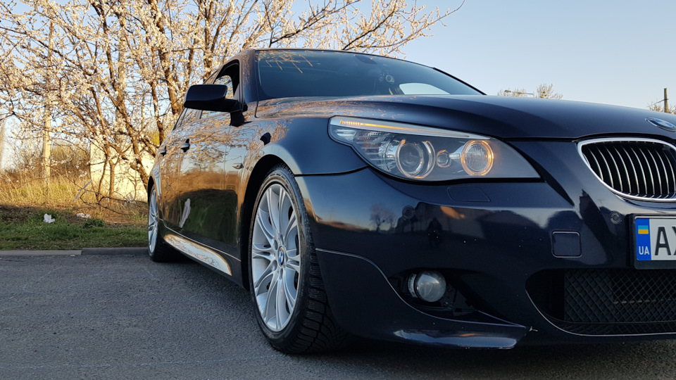 Bmw 5 Series 550i Carbon Schwarz Drive2