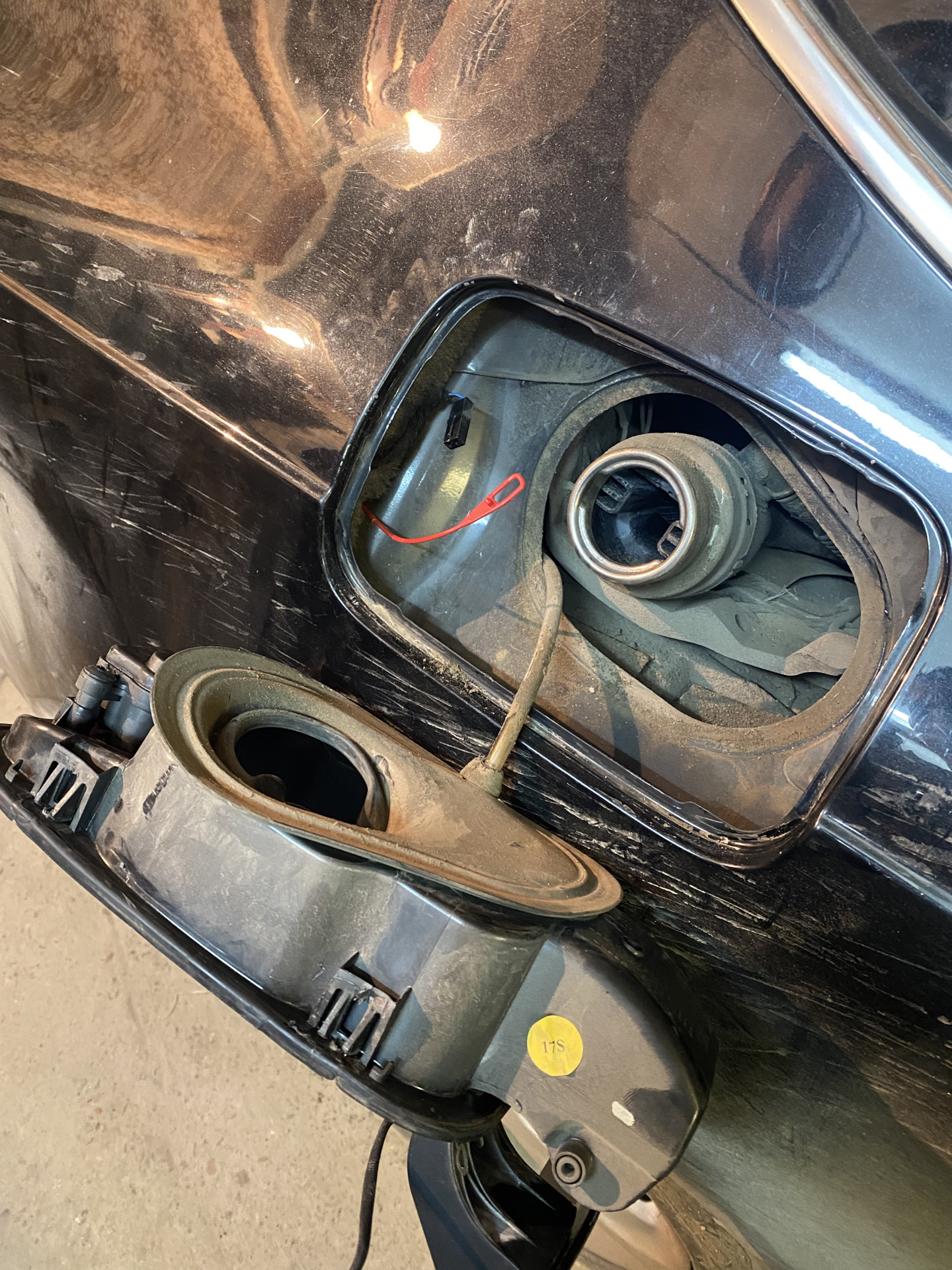 Кнопка лючка бензобака — Audi A7 Sportback (1G), 2,8 л, 2010 года ...