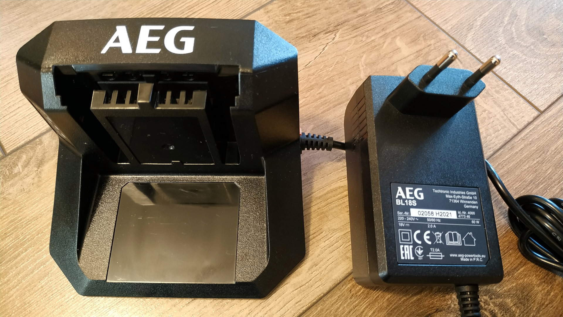 Шуруповерт aeg bs18g4 202c. AEG bs18g4-202c (4935478630). AEG bs18g4-202c. AEG bs18sbl-202c. AEG BS 18sbl-202c AEG.