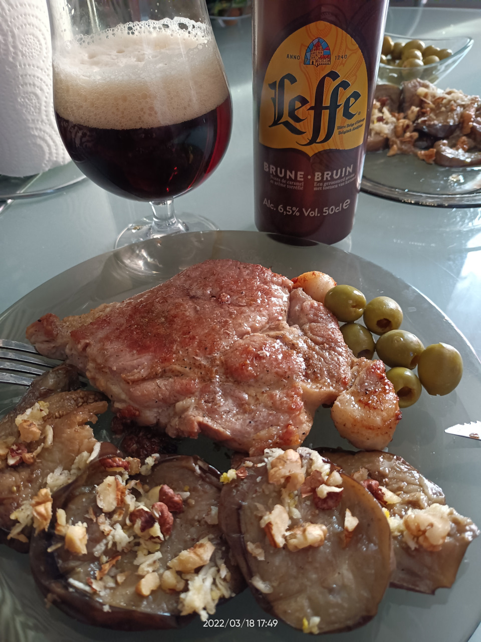 Пиво Leffe Brune — темный бельгийский эль, на ближайшее время с тёмным  определился😉 и светлое под морепродукты сойдёт 😎. — Сообщество «Food &  Wine» на DRIVE2