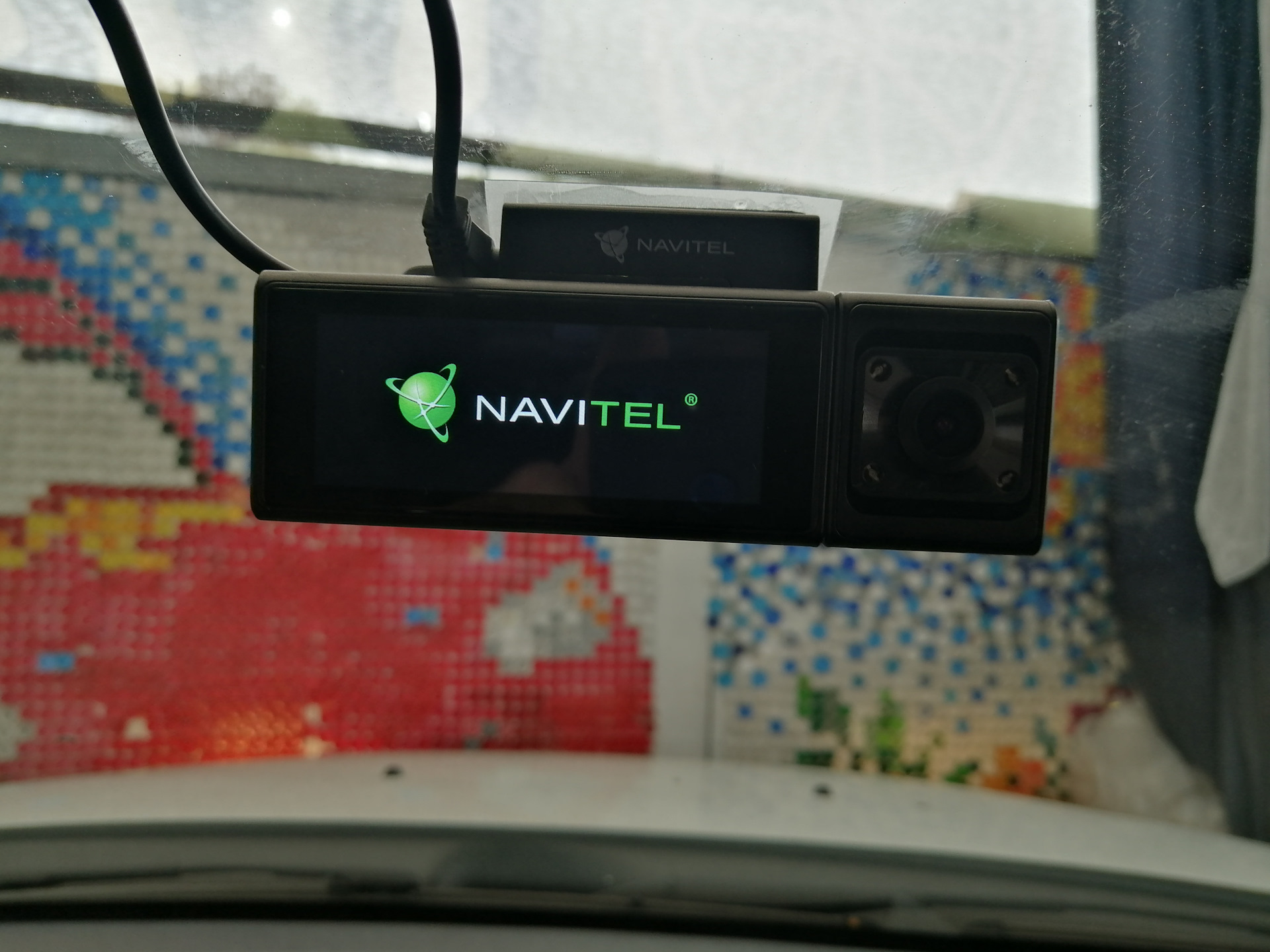 Видеорегистратор navitel rc3. Навител rc3 Pro.