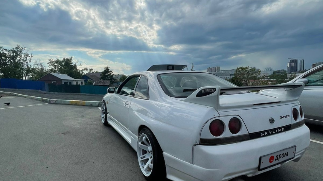 nissan skyline левый руль