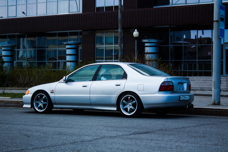 Фото в бортжурнале Honda Accord (5G)