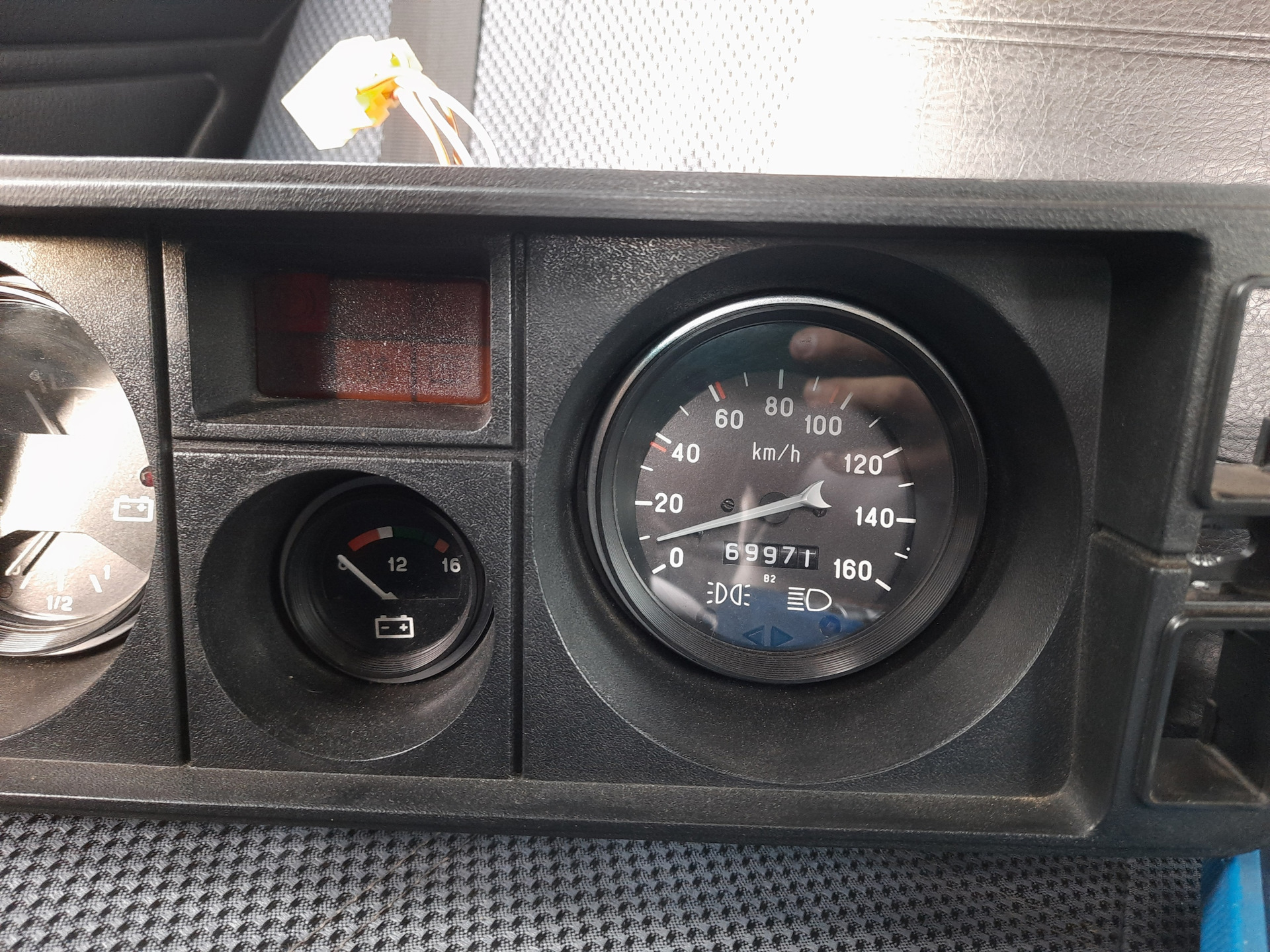 Комбинация приборов ВАЗ 2114 в ВАЗ 21054. — Lada 21054, 1,6 л, 2010 ...