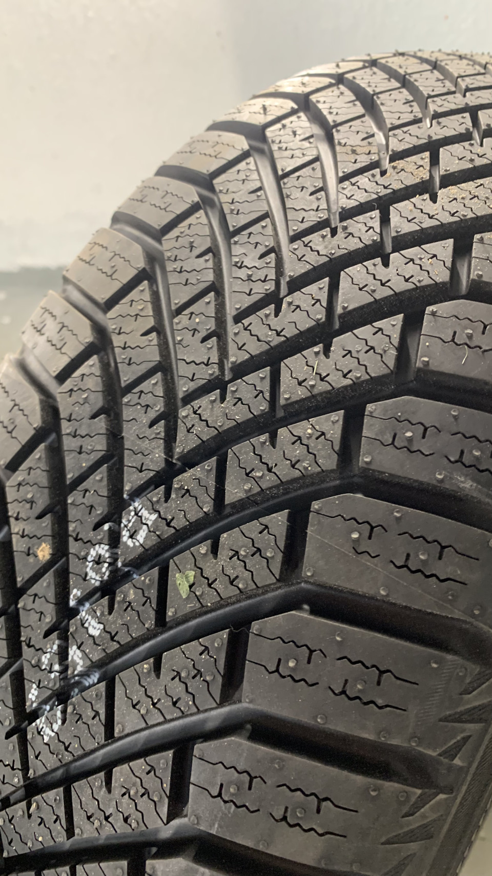 Новая зимняя резина Yokohama Bluearth-Winter V906 205/55 R16 94H XL ...