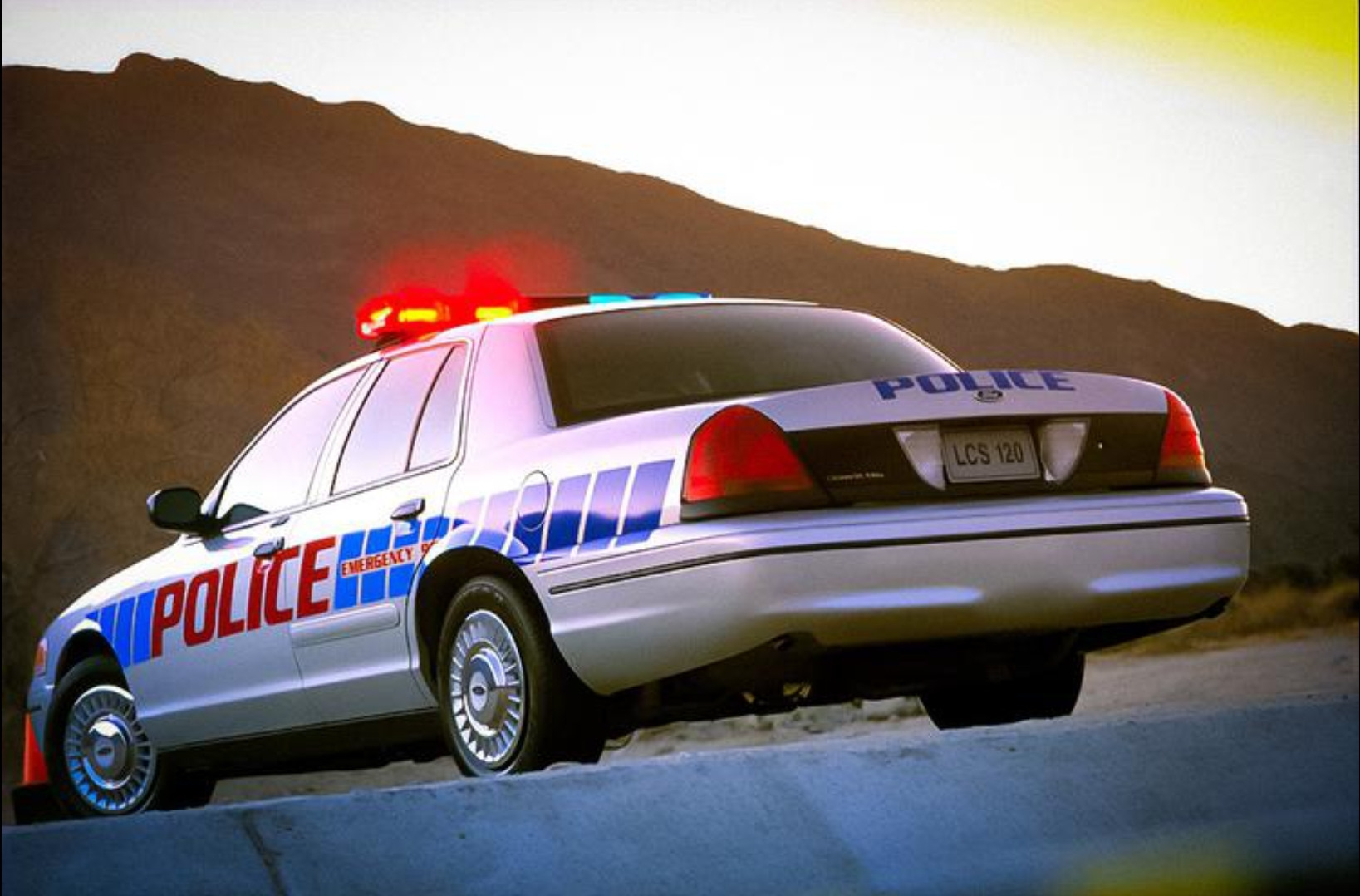 Ford crown victoria police interceptor