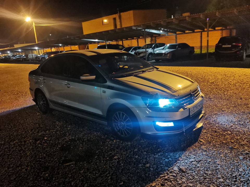 Замена всех ламп в фарах и ДХО. — Volkswagen Polo Sedan, 1,6 л, 2016 ...