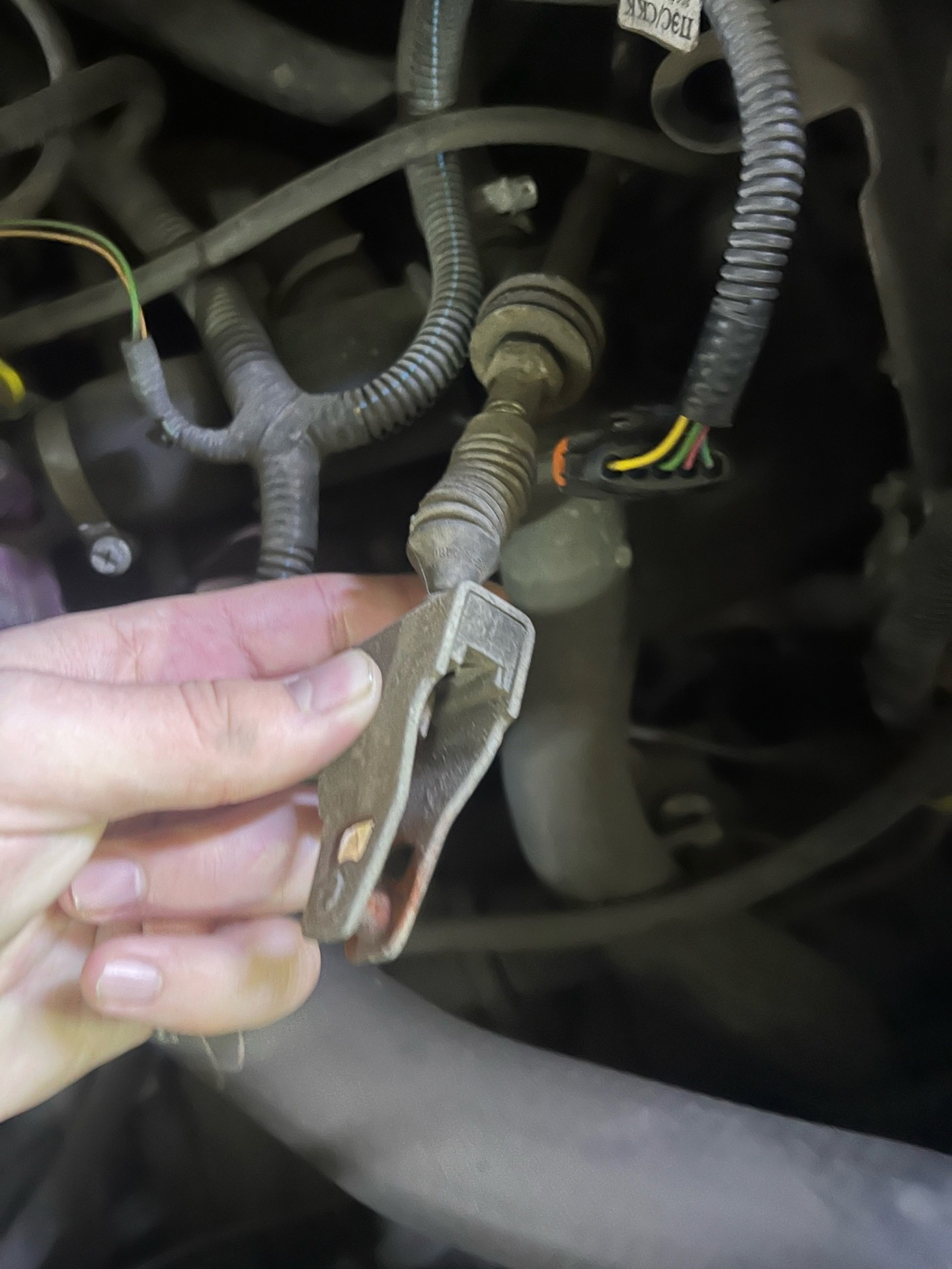 98 / Замена троса сцепления и фикс ПТФ — Lada 2114, 1,5 л, 2006 года ...