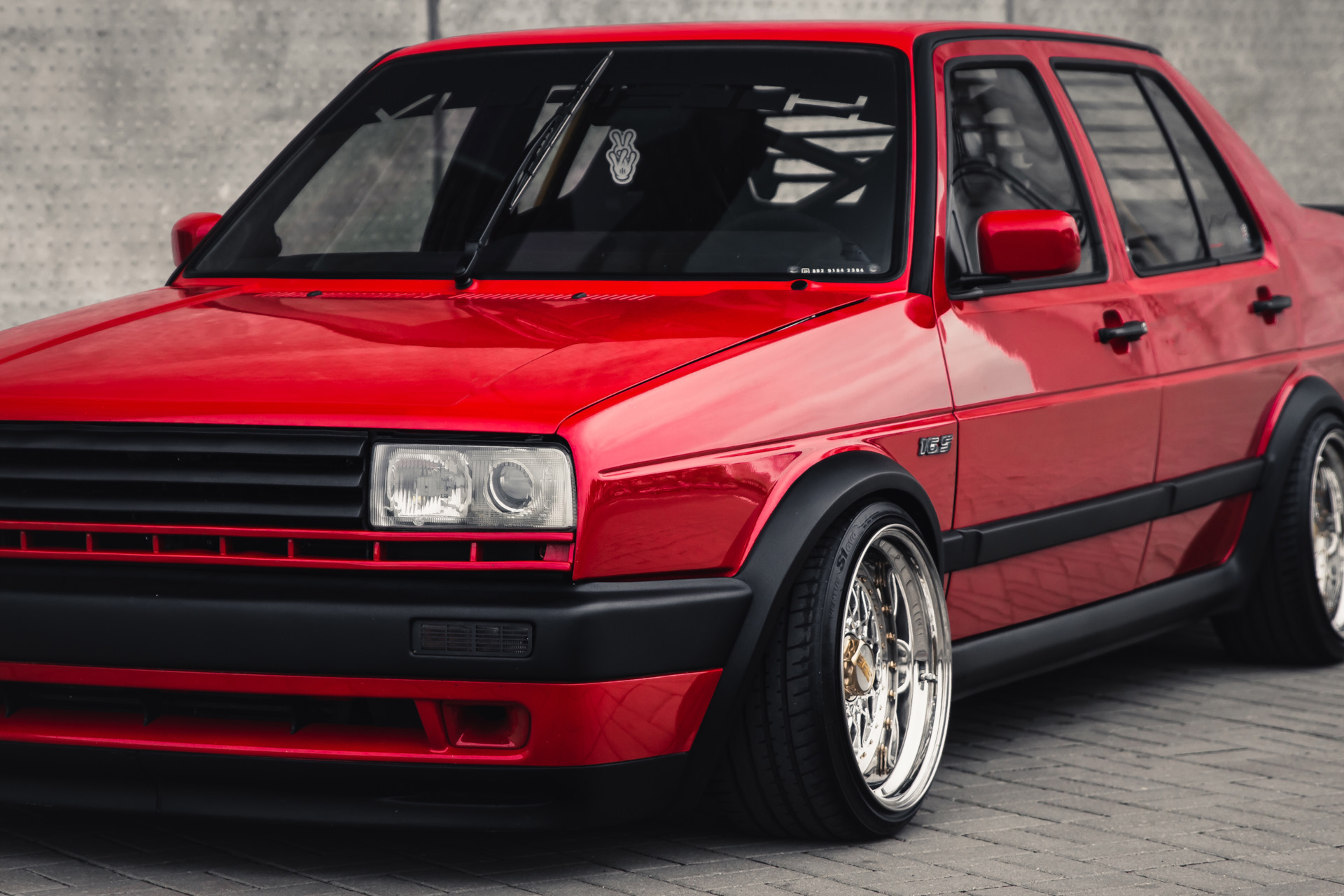 Hella Red Black Golf 2 Купить