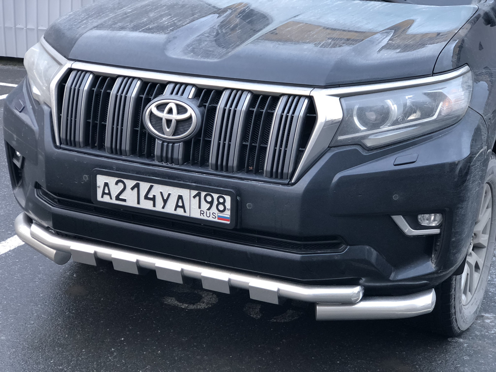 Бампер прадо 150. Защита переднего бампера Toyota Land Cruiser Prado 150. Тойота ленд Крузер Прадо защита бампера. Защита бампера Прадо 150 2019. Защита бампера Тойота Прадо 150.