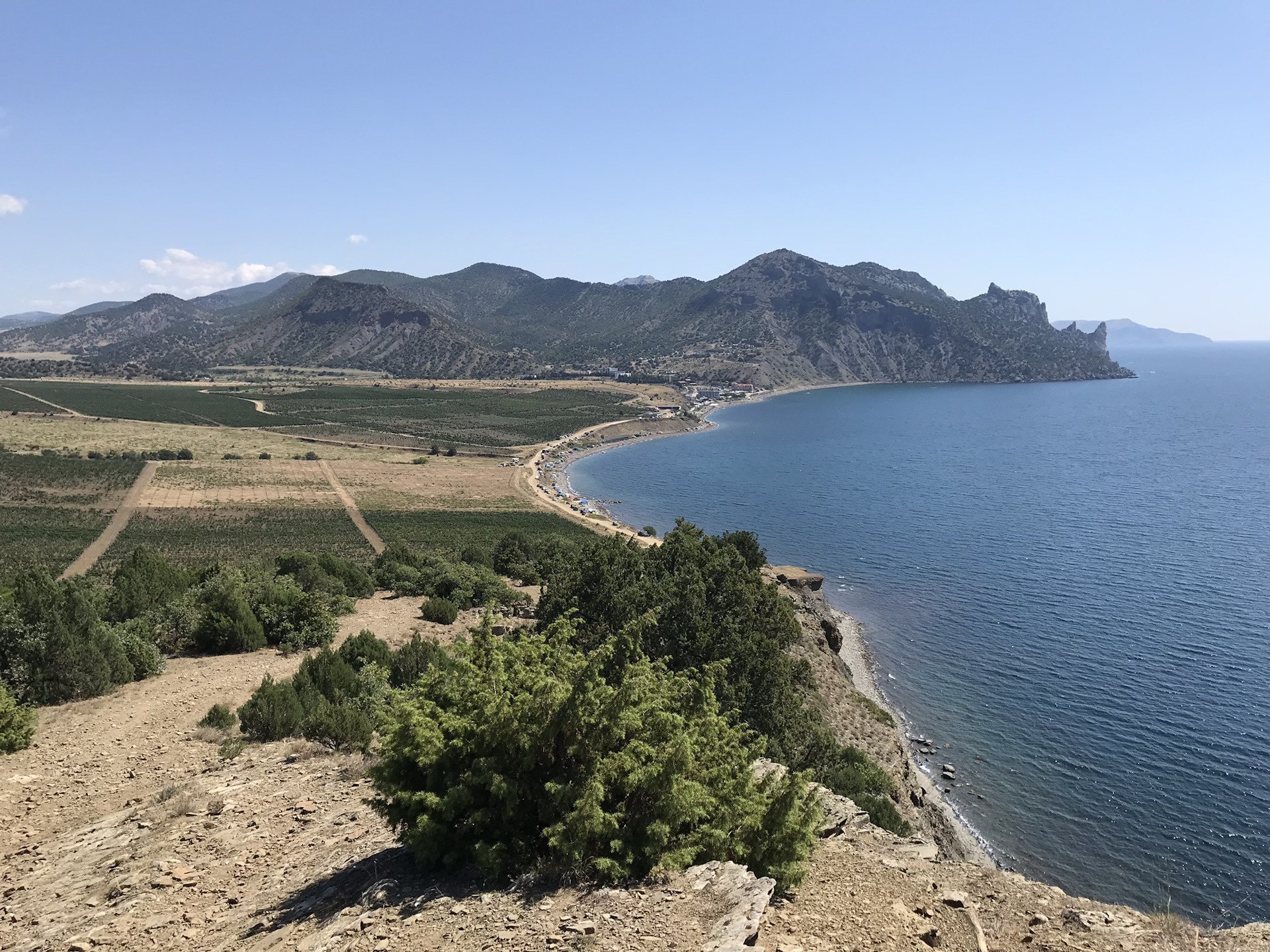 Московский крым. Южный берег Крыма. Южный берег Крыма на машине. Курортном местечко на Южном берегу Крыма 6 букв. Междуречье ЮБК фото поселка.