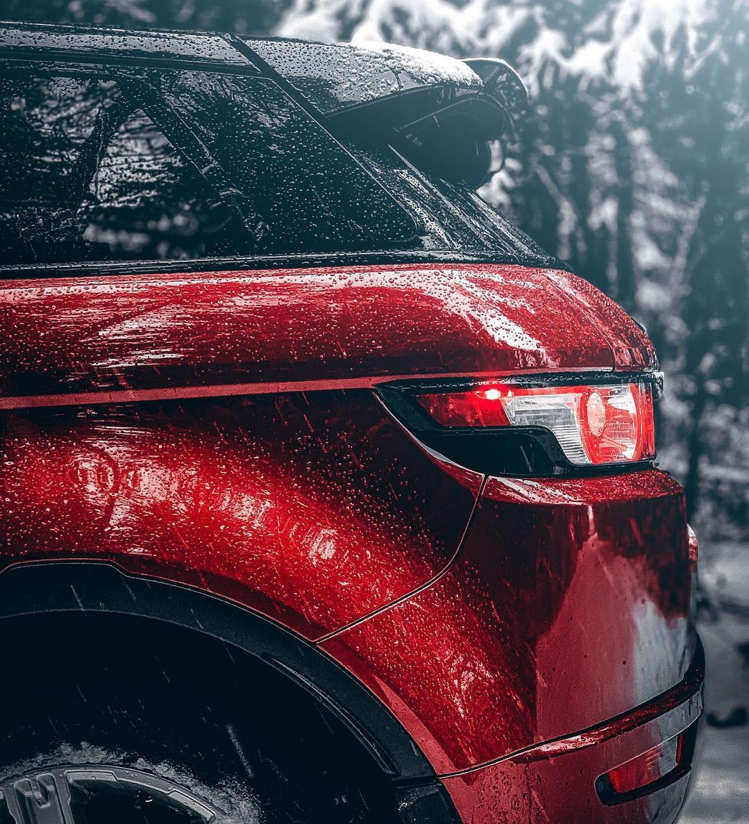 В ярком цвете — Авилон Jaguar Land Rover на DRIVE2