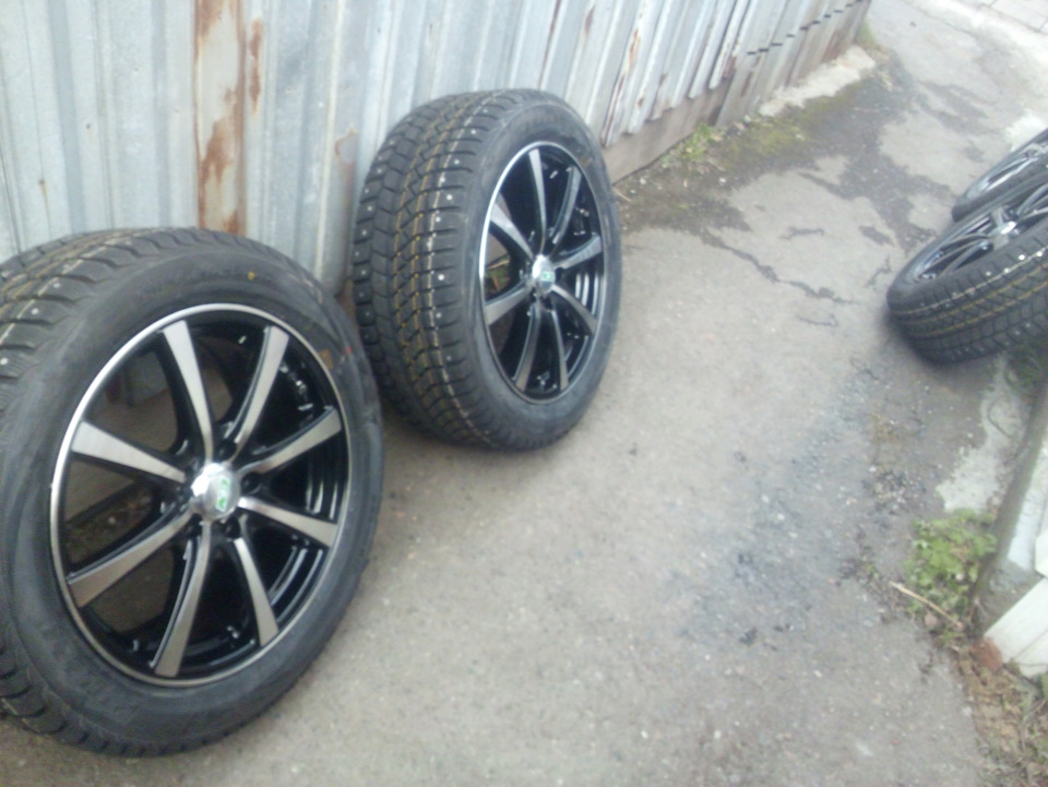 Новые колеса — Volvo S80 (2G), 2,5 л, 2008 года | колёсные диски | DRIVE2