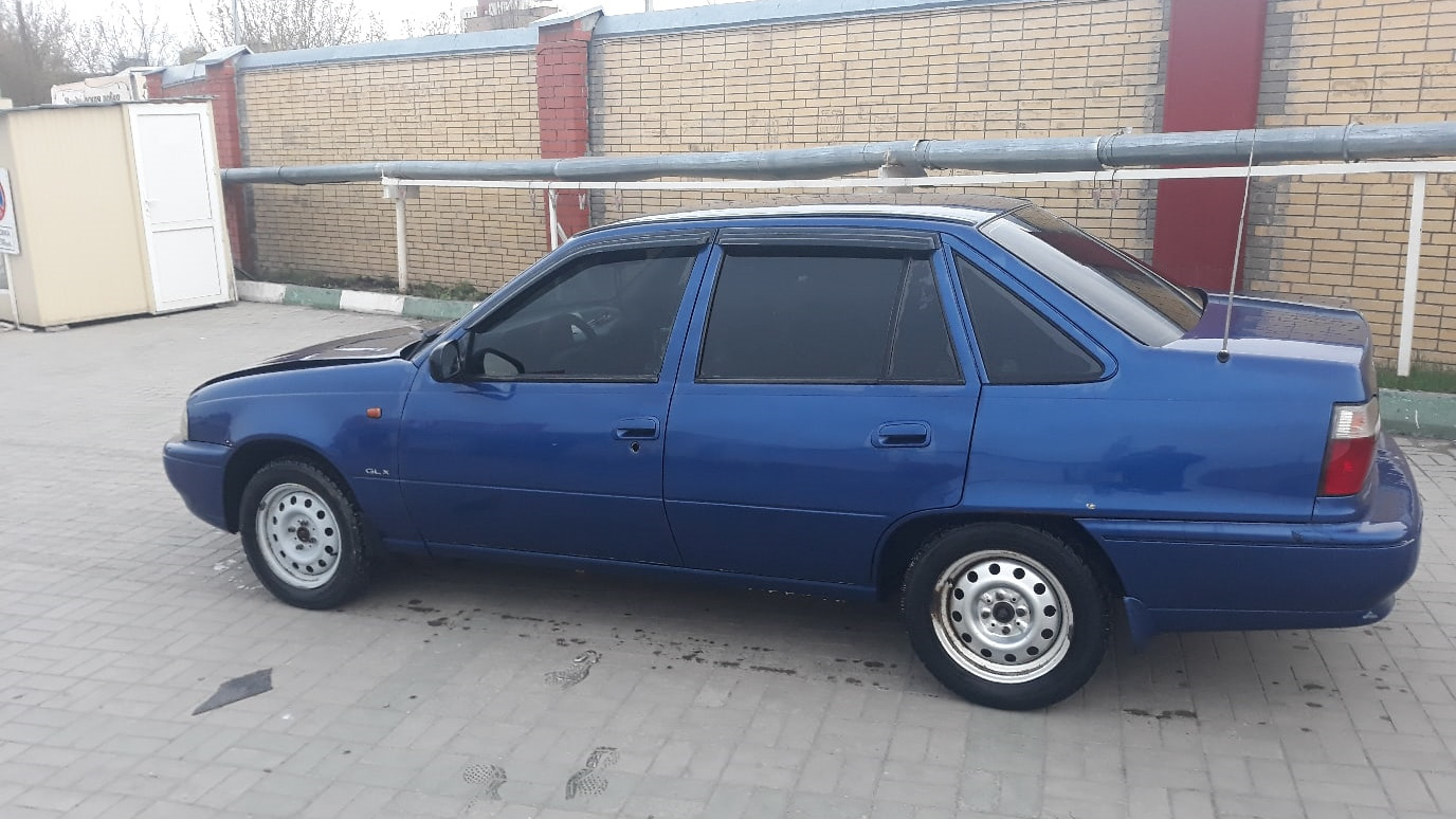 Дэу нексия 100 кузов. Daewoo Nexia 1996. Дэу 1996 года.