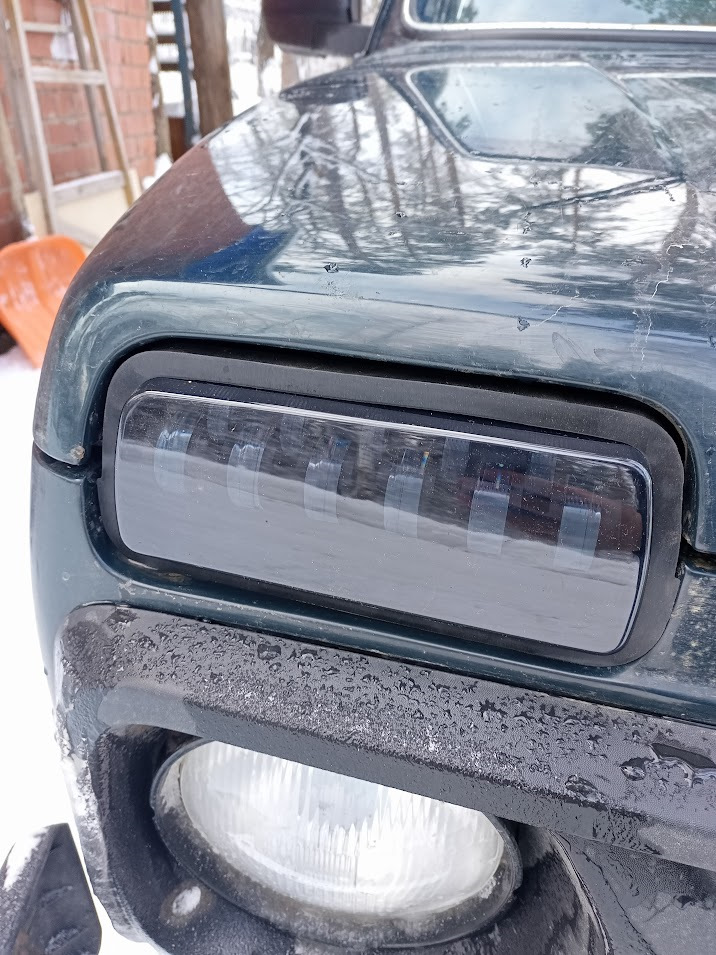 Надфарники — Lada 4x4 3D, 1,8 л, 2011 года | своими руками | DRIVE2