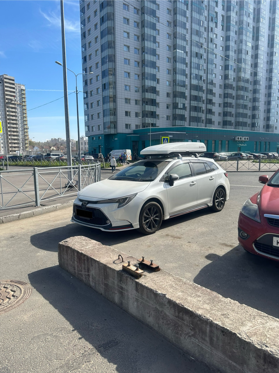 Установка автобокса inno new shadow 16 и поперечин Lux city — Toyota ...