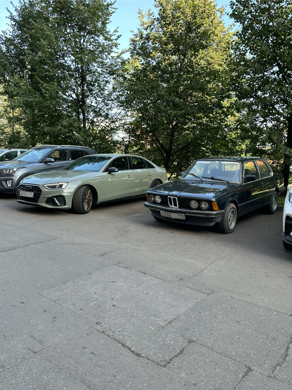 Фото в бортжурнале BMW 3 series (E21)