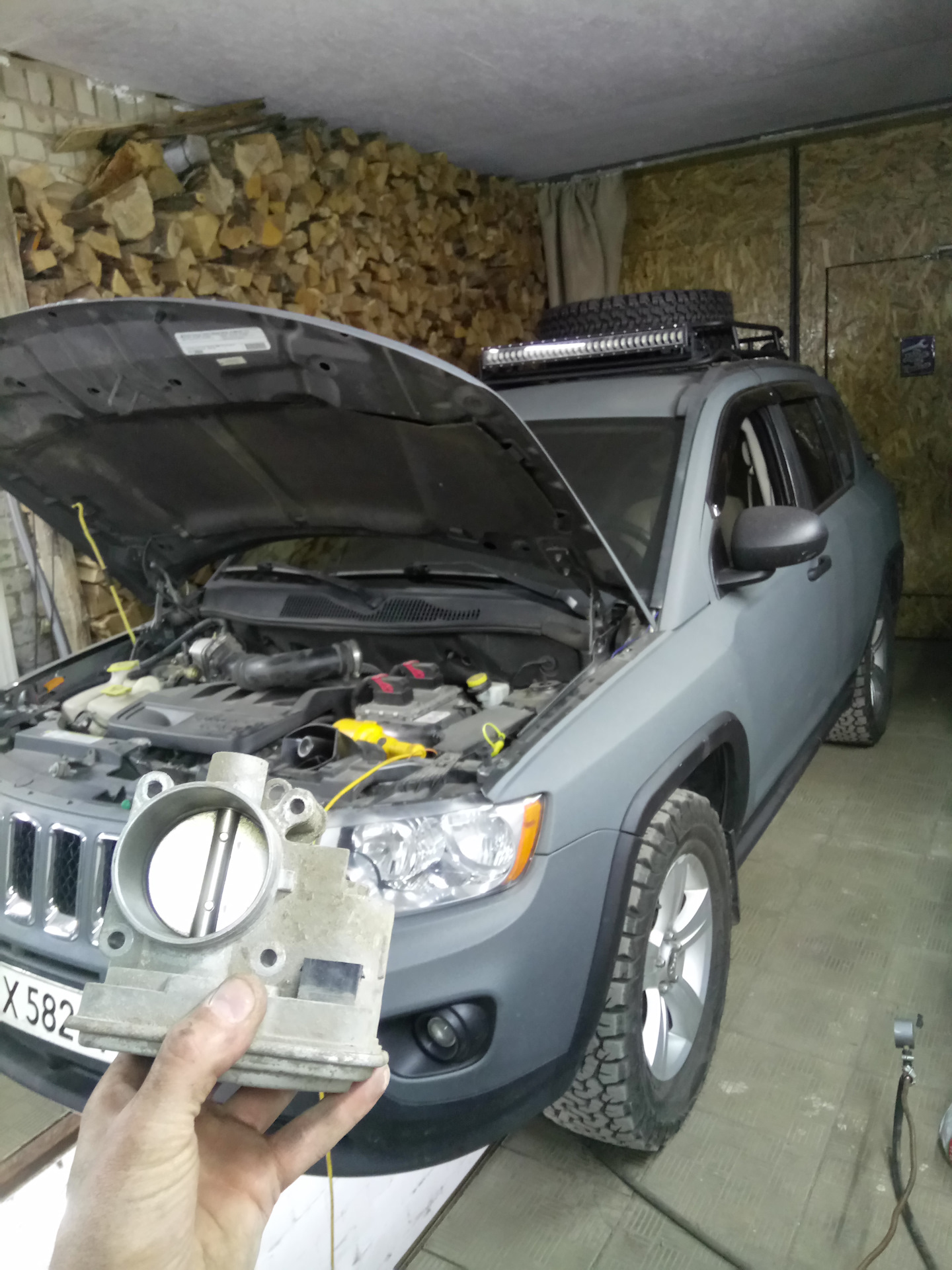 Упала в аварийку на педаль газа не реагирует — Jeep Compass (1G), 2,4 л,  2012 года | поломка | DRIVE2