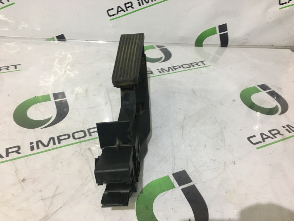 Мерседес Педаль газа электронная w211 w203 w209 A2113000804 — CAR ...