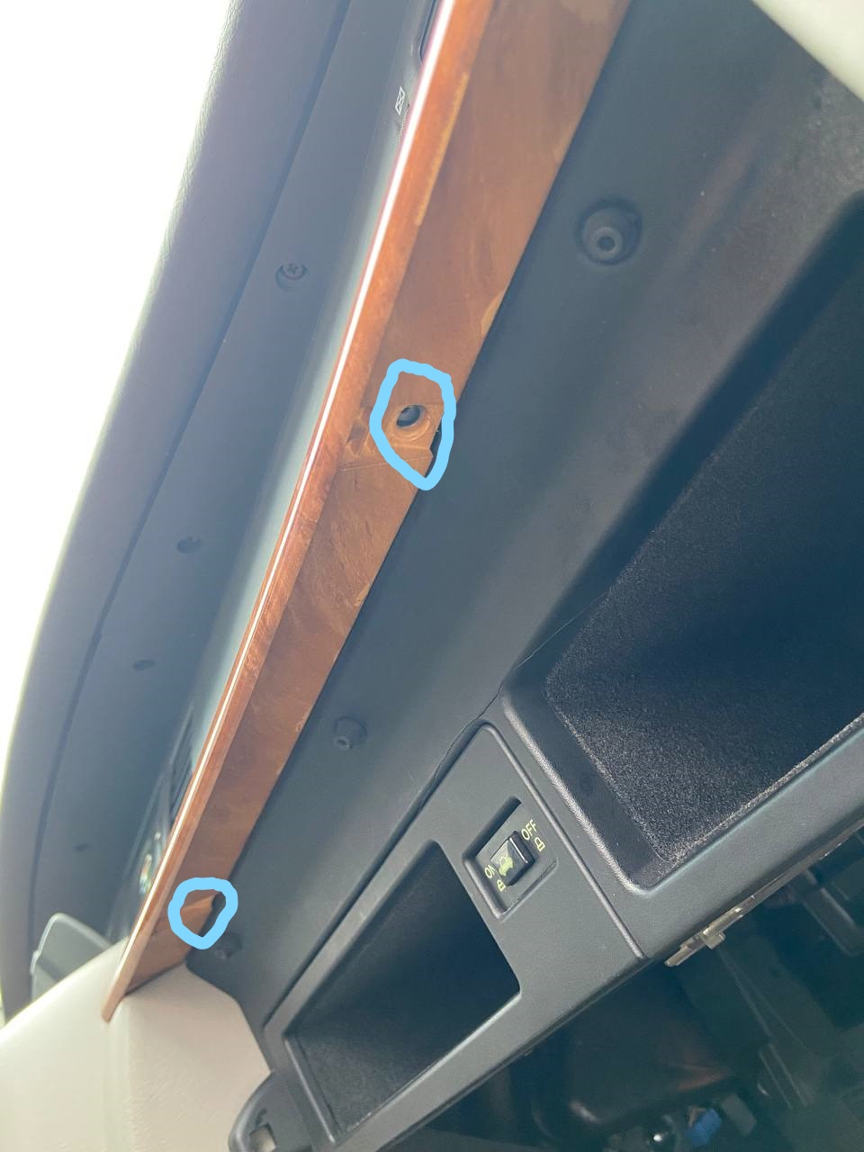 Замена тяг отопителя пассажира и снятие бардачка, Kia Opirus. — DRIVE2