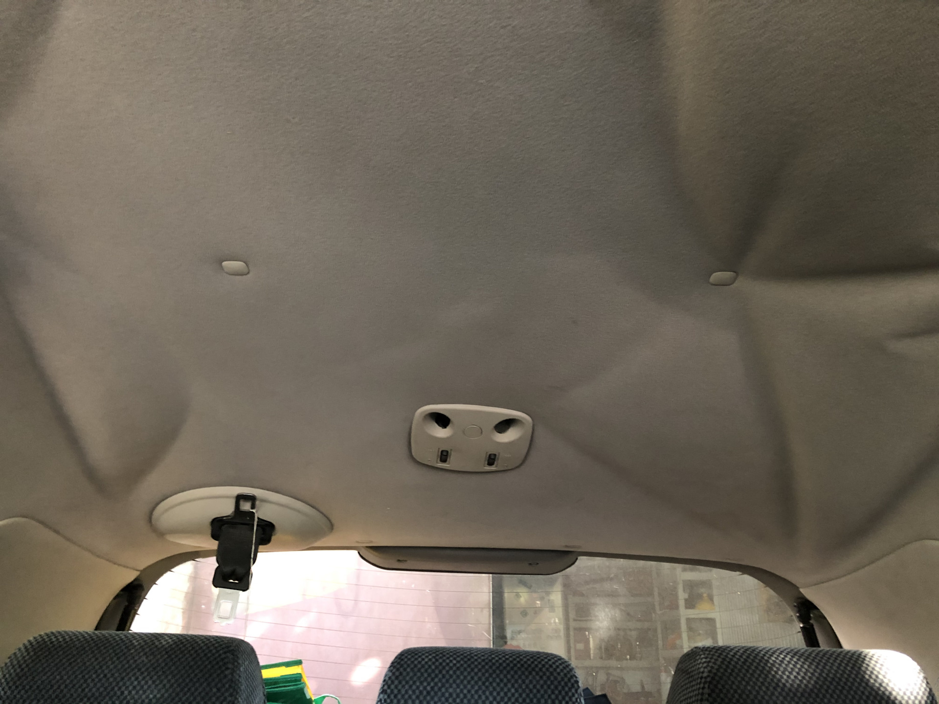 Nissan almera classic потолок. Потолок ниссан альмера классик. Черный потолок ниссан альмера g15. Потолок ниссан альмера классик. Потолок ниссан альмера классик.