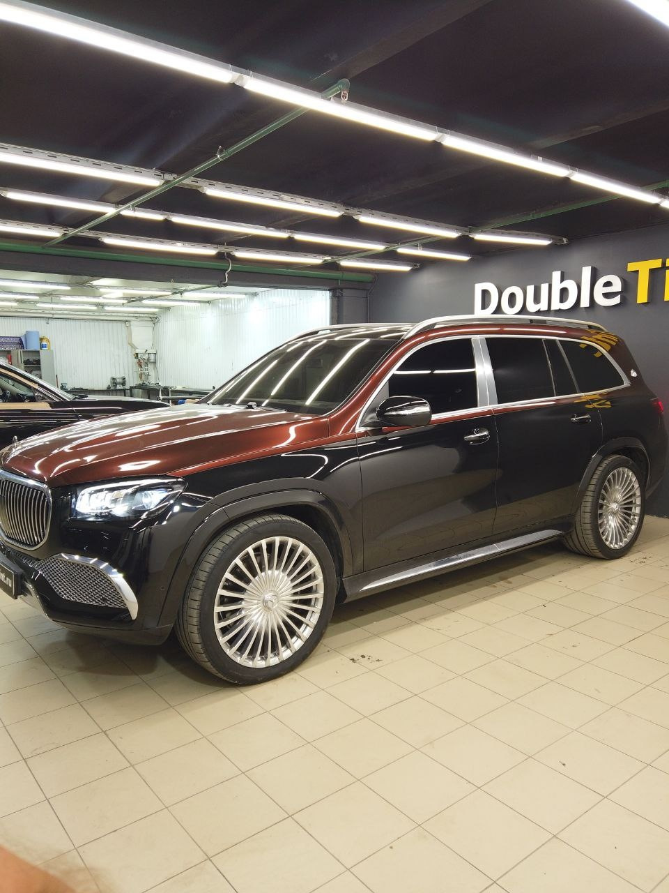 Maybach после установки двойной автоматической тонировки — DoubleTint на  DRIVE2