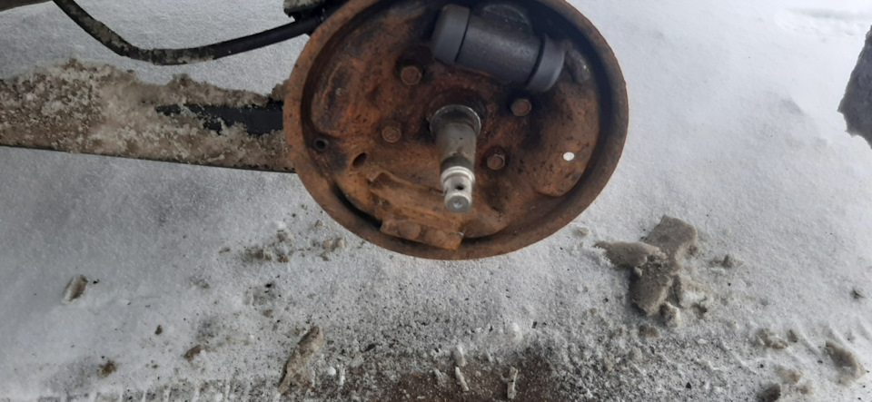 Замена задних подшипников барабана. — Daewoo Matiz (M100, M150), 0,8 л ...